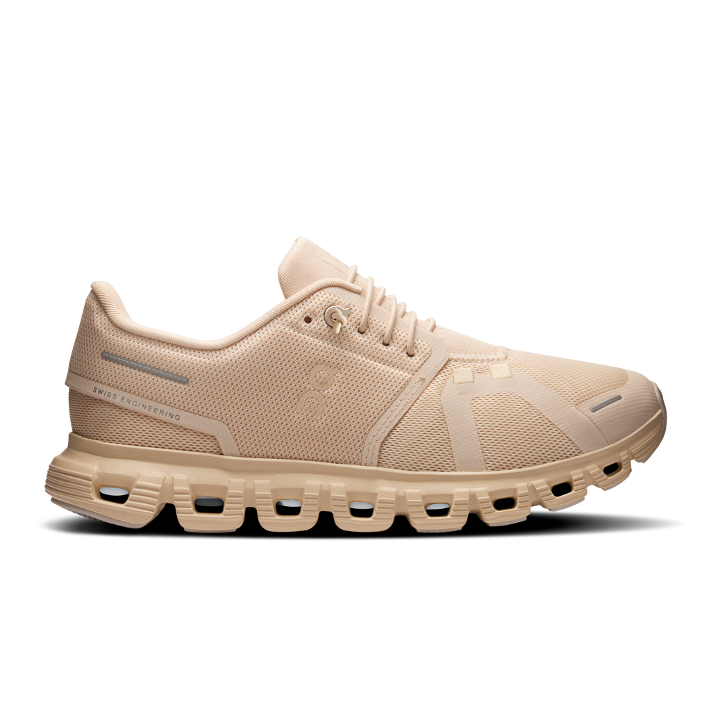 On Running Women's Cloud 6 in Sand/Sand