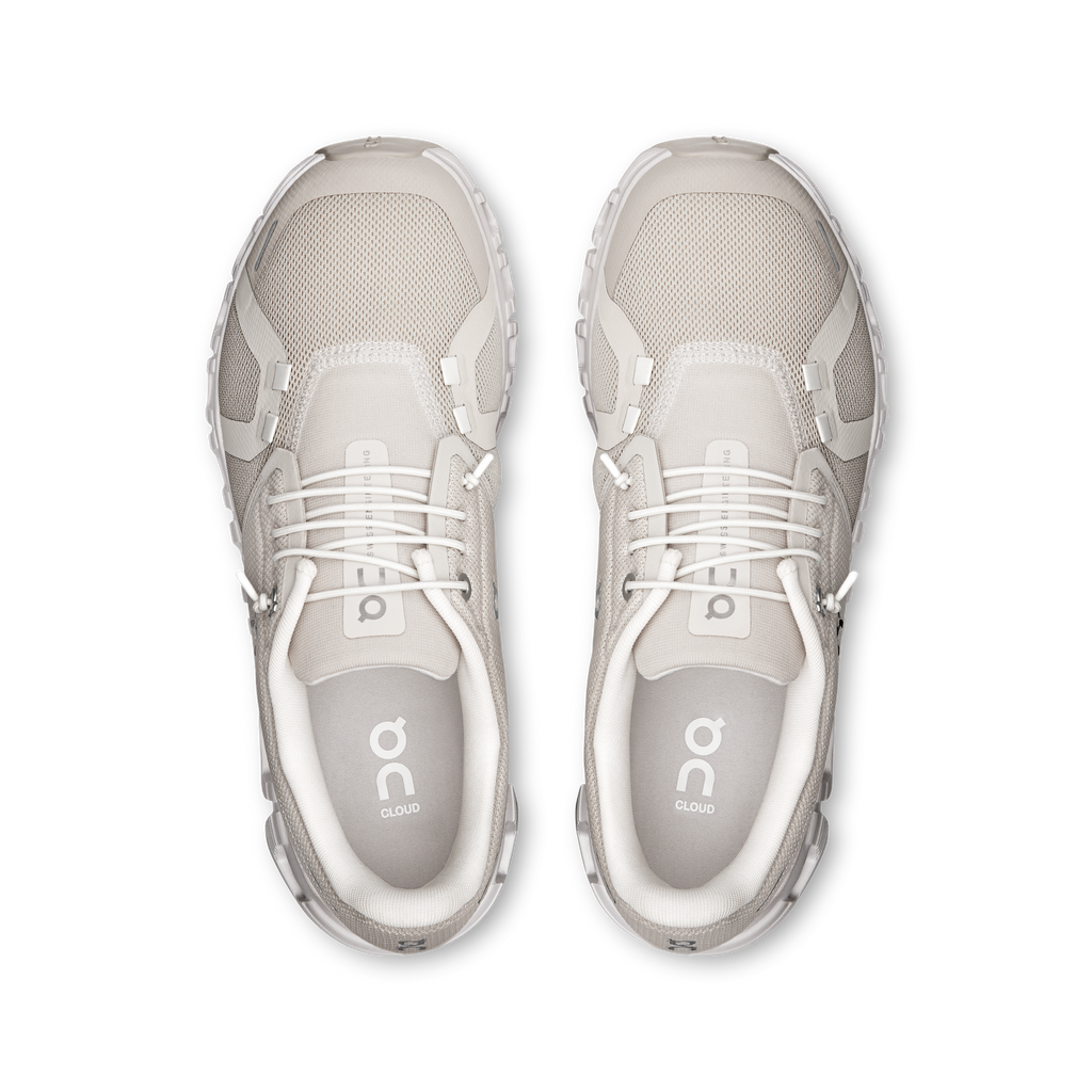 On Running Women's Cloud 6 Wide in Pearl/White