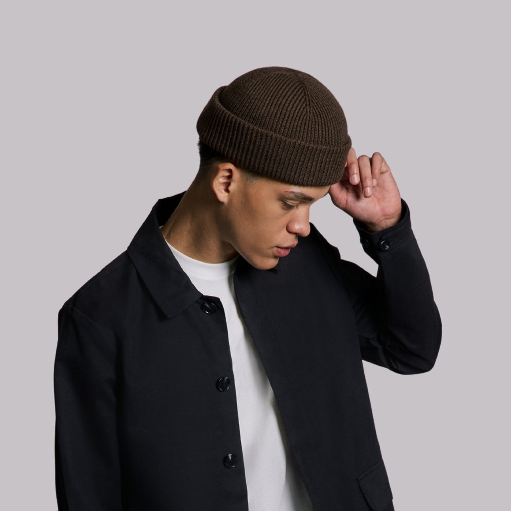 COFFEE BROWN SHORT BEANIE