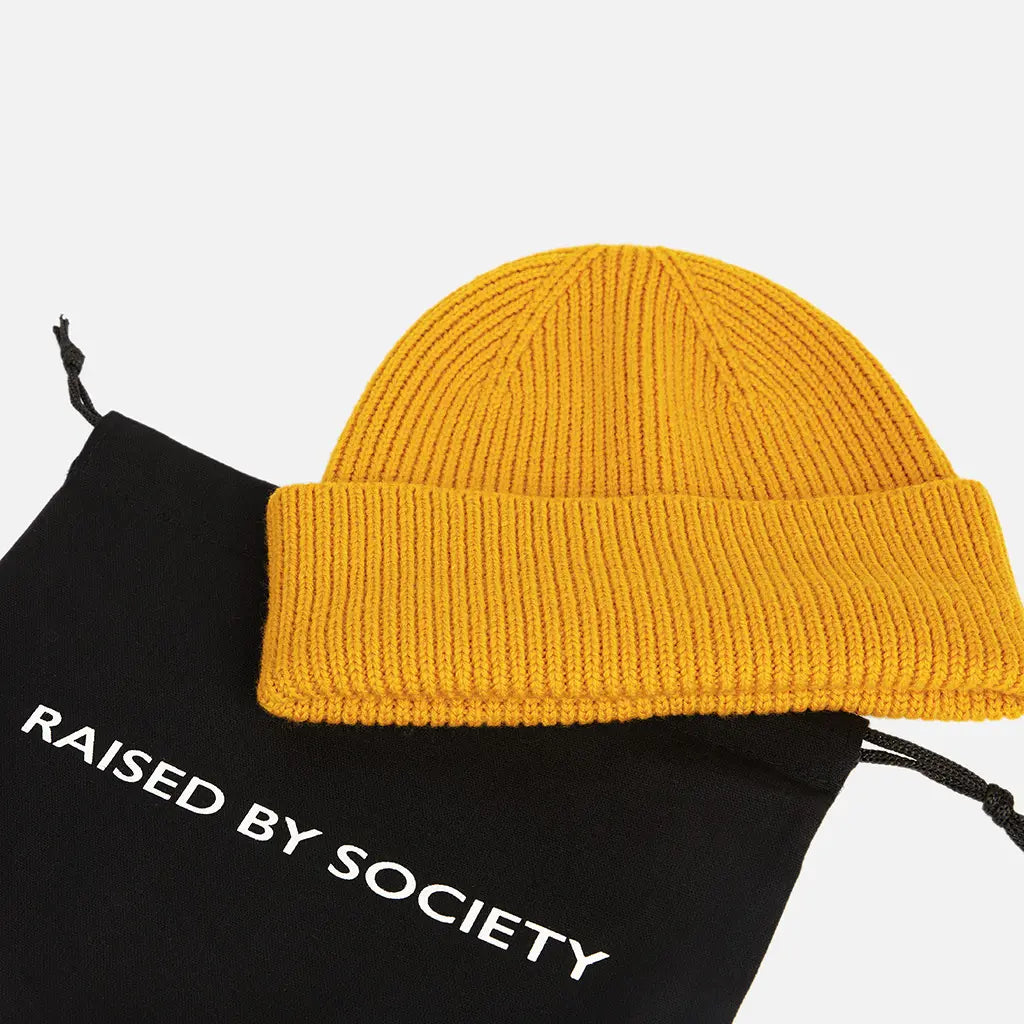 MUSTARD SHORT BEANIE