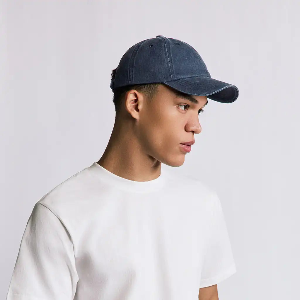 NAVY BLUE VINTAGE CAP