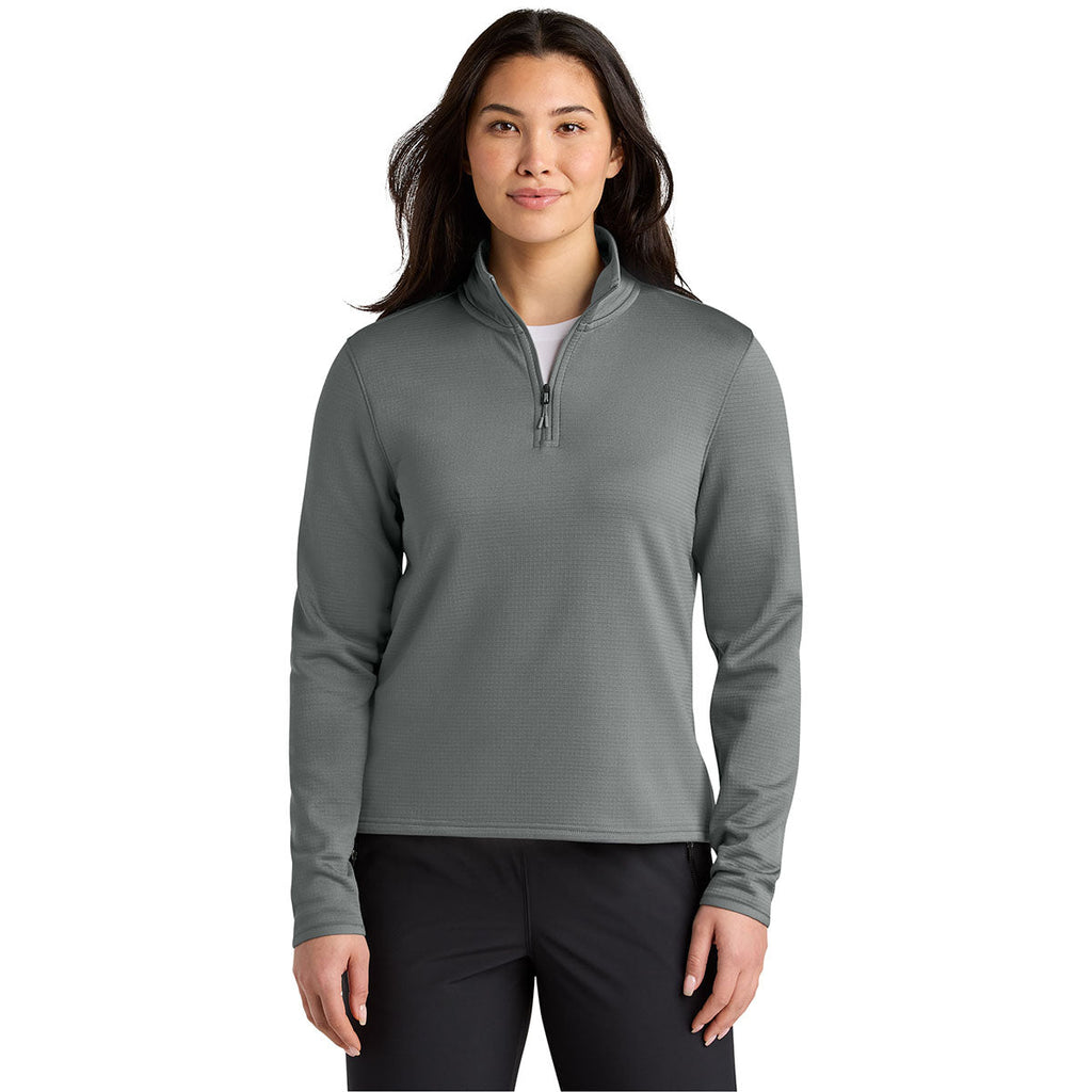 The North Face Women's Smoked Pearl Grey Aim 1/4-Zip Fleece