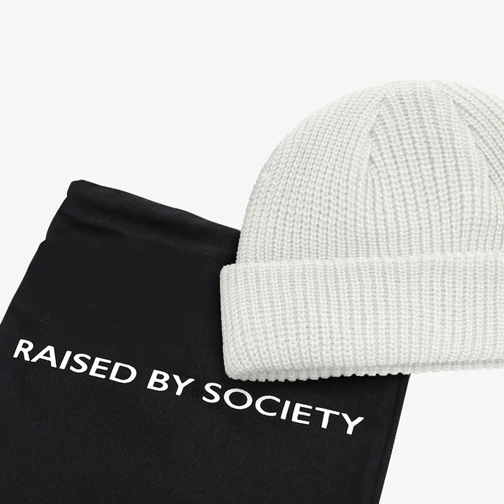 WHITE FISHERMAN BEANIE