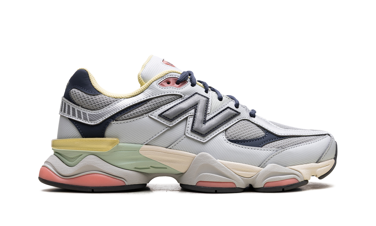 9060 "Grey Yellow Navy" U9060TMB