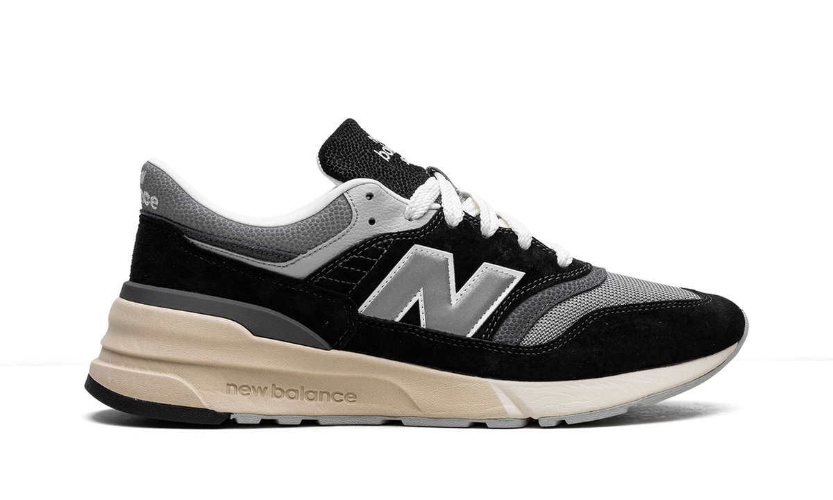 997R "Black Grey" U997RHC